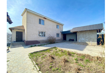 Продам дом · 7 комнат · 206 м² · 6 сот., Баян-Аульская 87б