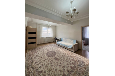 Продам 2-комн.кв. · 60 м² · 8/10 этаж, Курмангазы — проспект Абая