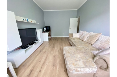 Продам 1-комн.кв., 42 м², 3/5 этаж, мкр.Аксай-3А