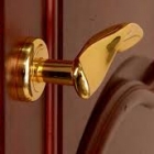 Врезка, замена, ремонт замков.